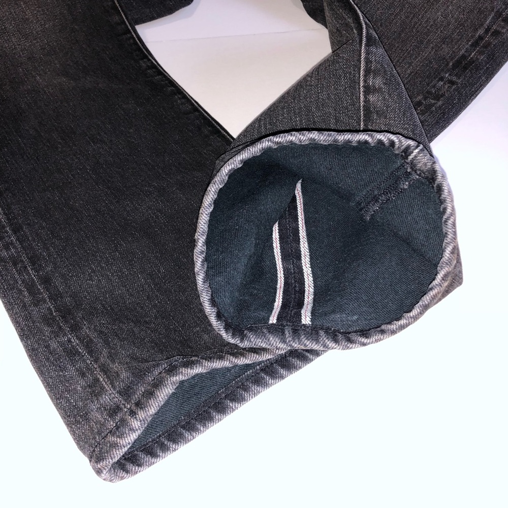 SOLD ๐ฆ TOM FORD
Slim-Fit Selvedge Jeans - Picture 13 of 16